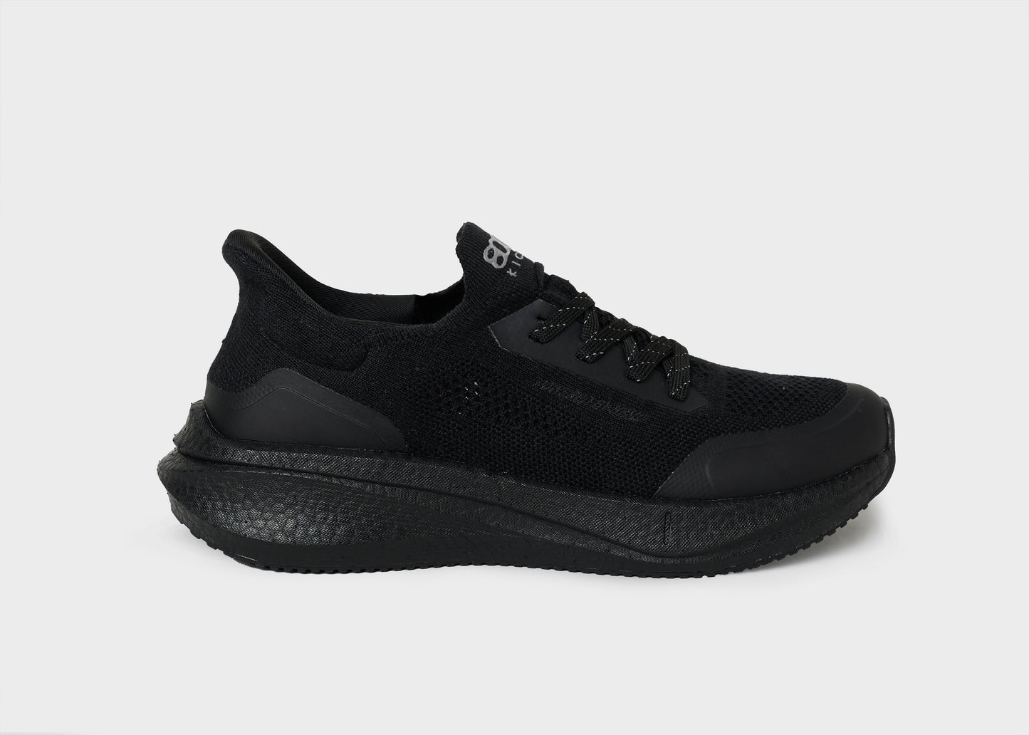 Runners for Men in Full Black