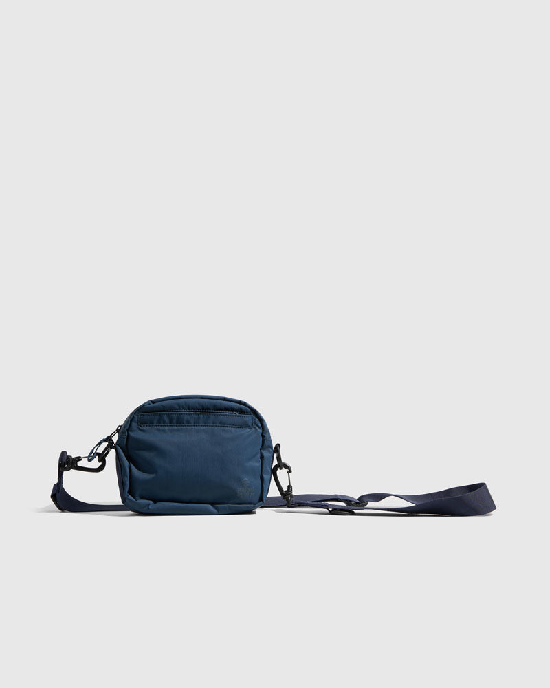 (Re)active™ 2L Convertible Crossbody by United By Blue