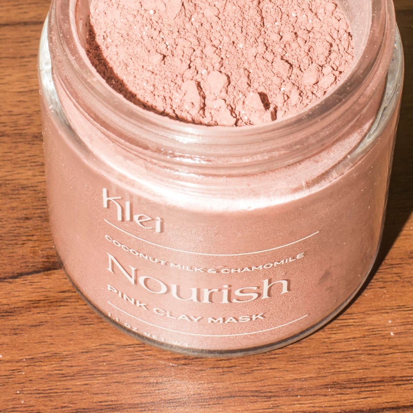 Nourish Coconut Milk & Chamomile Pink Clay Mask