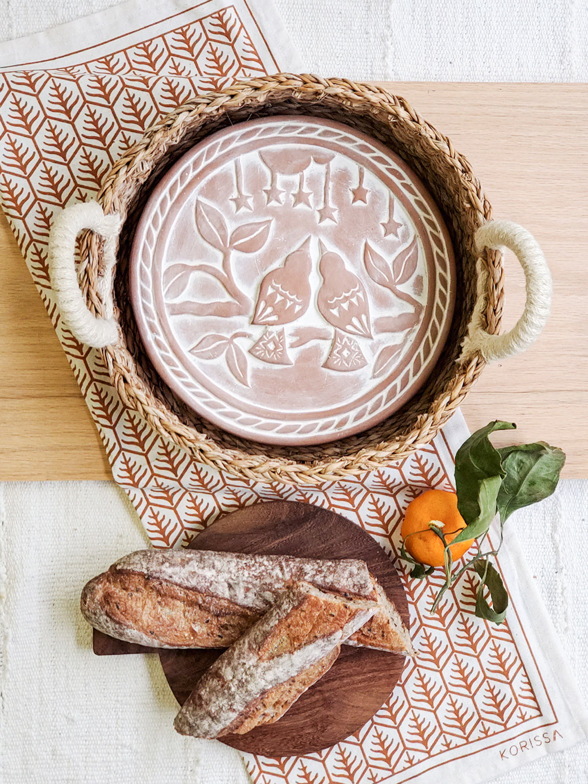 Bread Warmer & Basket - Lovebirds Round