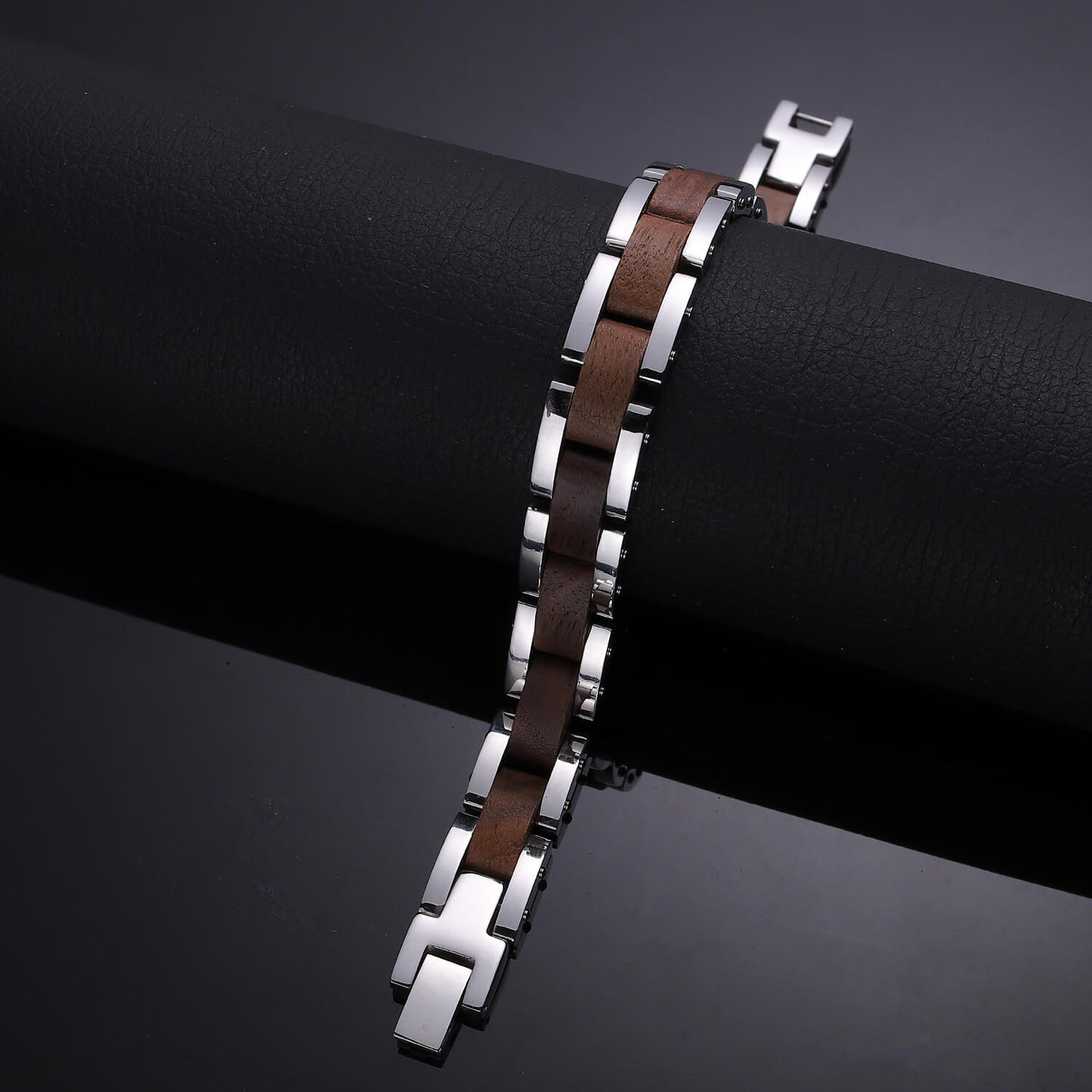 Wood and Stainless Steel Magnetic Bracelet. Silver Color available. Model WB008