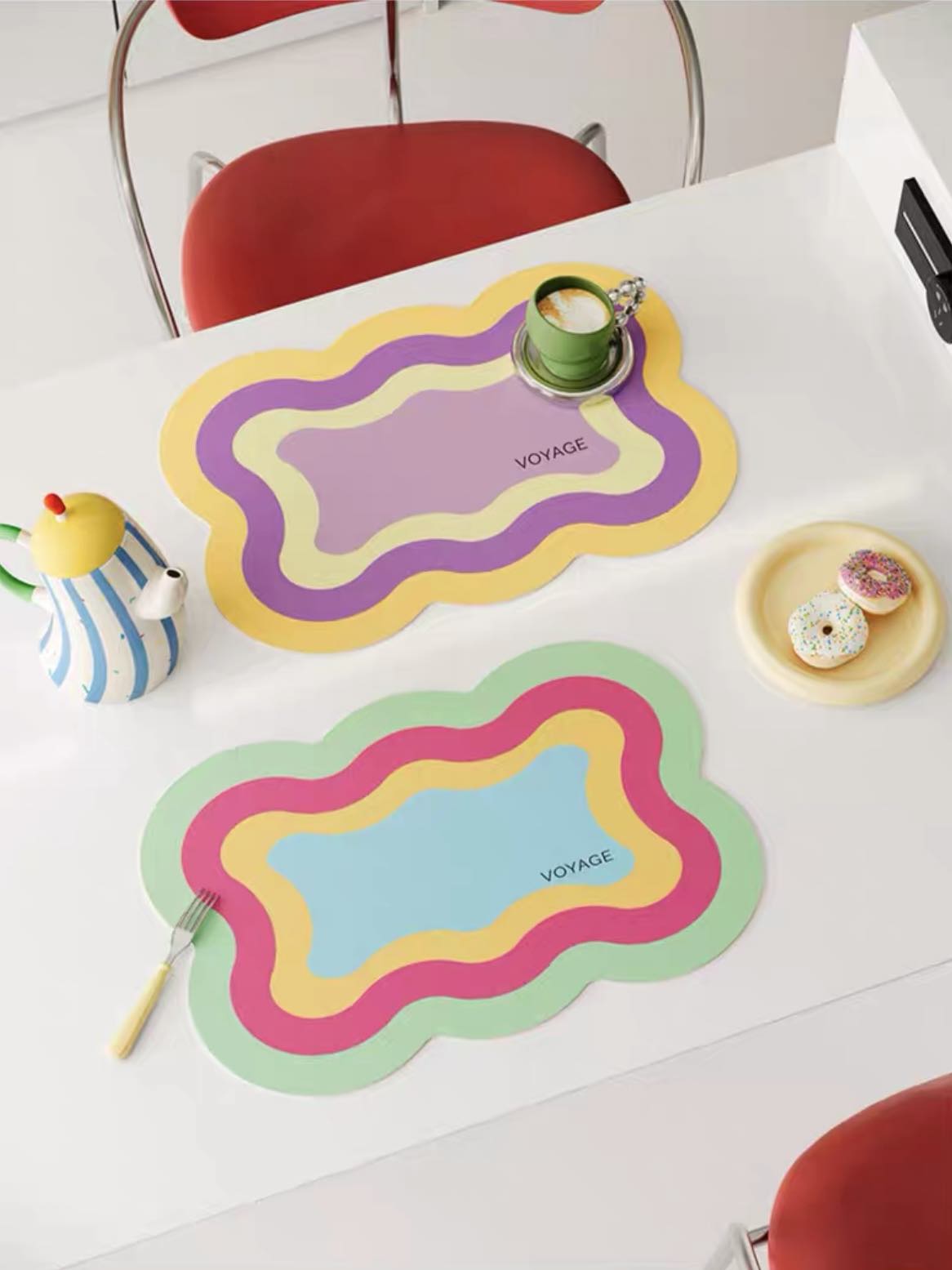 Dopamine Scalloped-edge Placemat Set Of 4 Pcs for Whimsical Table Setting